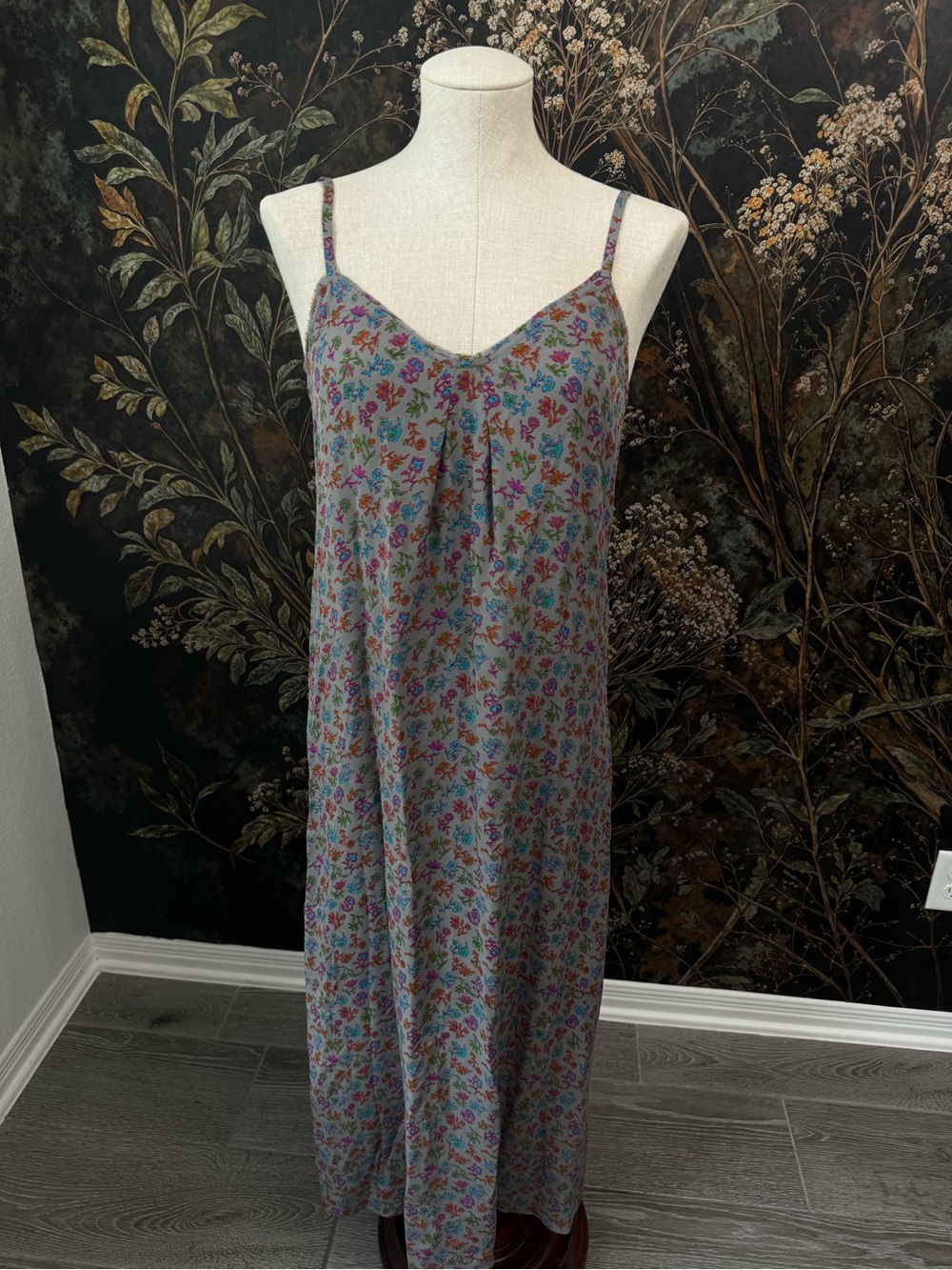 Vince. Floral V-Neck Slip Dress - Gray with Multicolor Floral Print